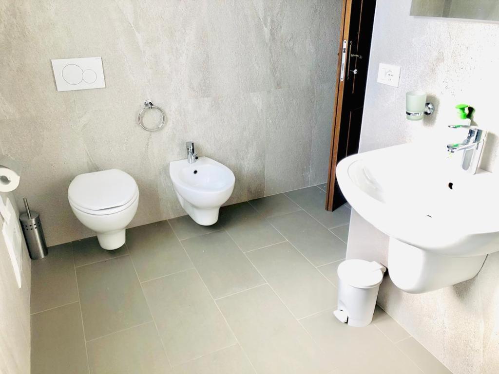 B&B Villa Ermanna Мантуя Экстерьер фото
